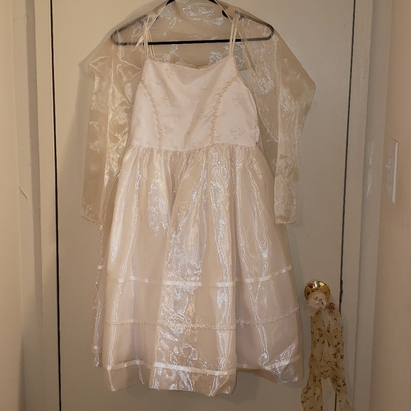 White holy communion dress - Picture 3 of 5